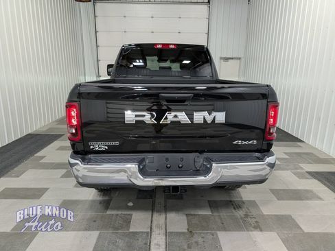 Used 2026 RAM 2500 Big Horn AWD/4WD image 4