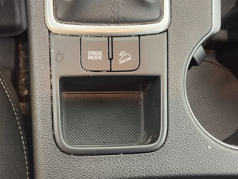 Used 2020 Kia Sportage LX image 24