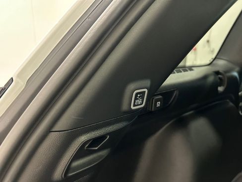 New 2025 Jeep Grand Cherokee Limited image 33