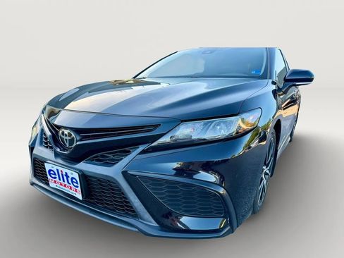 Used 2022 Toyota Camry SE FWD image 10