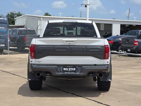 Used 2018 Ford F150 Raptor w/ Equipment Group 802A Luxury AWD/4WD image 5