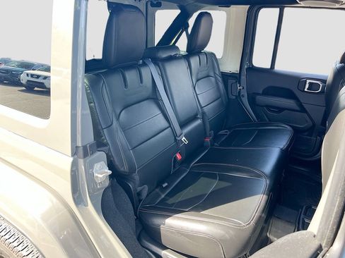 Certified 2023 Jeep Wrangler Unlimited Sahara image 27