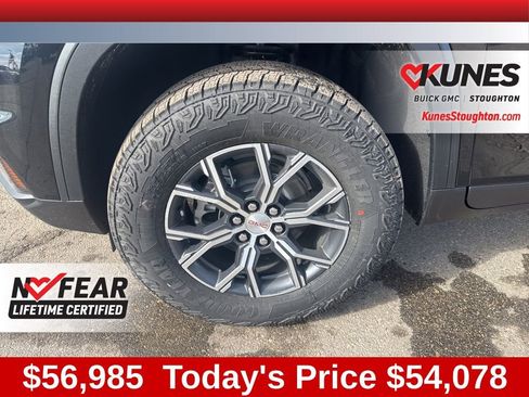 New 2026 GMC Acadia AT4 w/ Luxury Package image 14