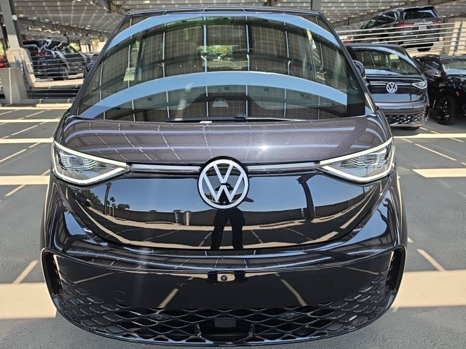 Used 2025 Volkswagen ID. Buzz Pro S Plus AWD/4WD image 3