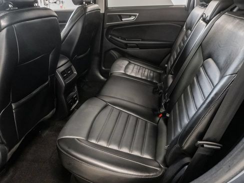 Used 2018 Ford Edge SEL w/ Equipment Group 201A AWD/4WD image 24
