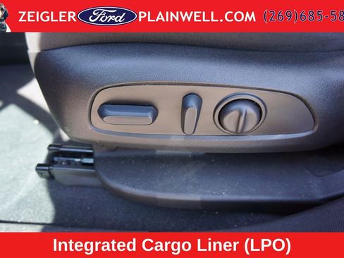 Used 2023 Chevrolet Blazer LT w/ Convenience Package AWD/4WD image 18