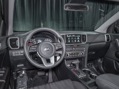 Used 2022 Kia Sportage LX AWD/4WD image 18