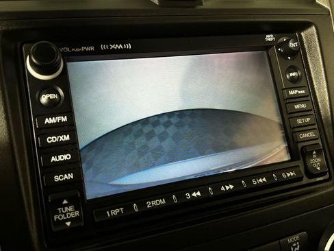 Used 2011 Honda CR-V EX-L image 19