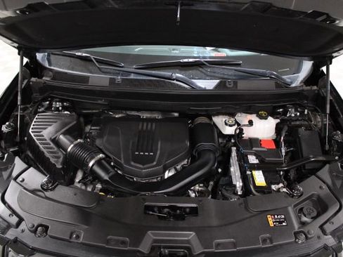 Certified 2024 GMC Acadia AT4 w/ Luxury Package image 42