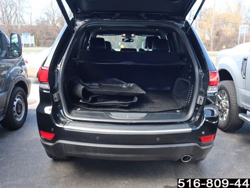 Used 2020 Jeep Grand Cherokee Limited w/ Premium Lighting Group image 27