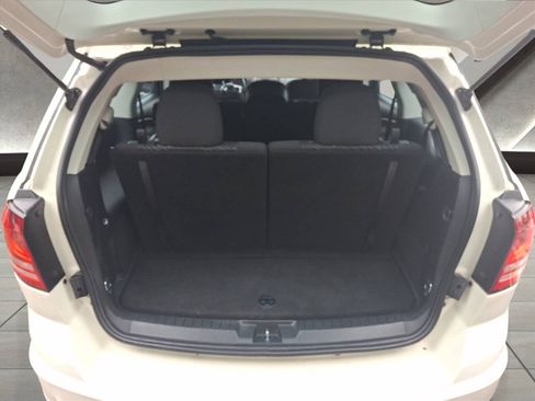 Used 2012 Dodge Journey American Value Package w/ Flexible Seating Group FWD image 7