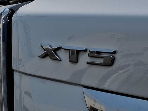Used 2025 Cadillac XT5 Sportv w/ Technology Package AWD/4WD image 30