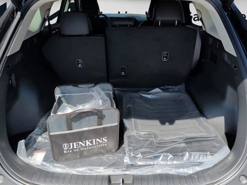 New 2026 Kia Sportage EX image 13