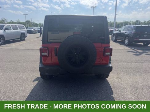 Used 2020 Jeep Wrangler Sport AWD/4WD image 3