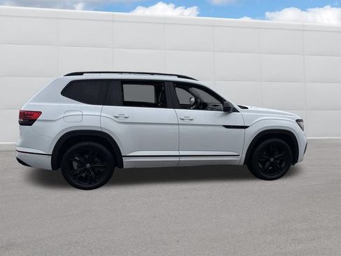 Used 2023 Volkswagen Atlas SEL R-Line AWD/4WD image 12