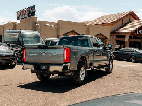Used 2025 Ford F250 XLT AWD/4WD image 7