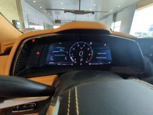 Used 2022 Chevrolet Corvette Stingray Premium Conv w/ Z51 Performance Package RWD image 18