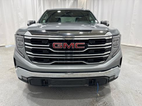 Certified 2024 GMC Sierra 1500 SLT w/ LPO, GMC Protection Package AWD/4WD image 8