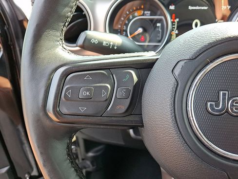 Certified 2020 Jeep Wrangler Unlimited Sport AWD/4WD image 9