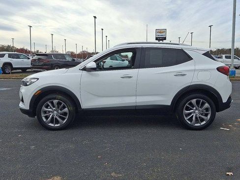 Used 2022 Buick Encore GX Essence w/ Experience Buick Package image 7