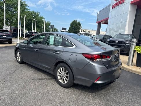 Used 2018 Hyundai Sonata SE FWD image 3