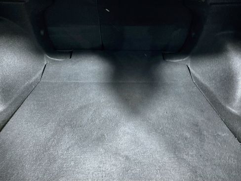 Used 2020 Toyota Corolla LE FWD image 32