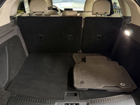 Used 2022 Lincoln Corsair Reserve image 25