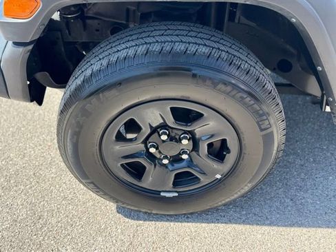 Used 2023 Jeep Wrangler Sport image 8