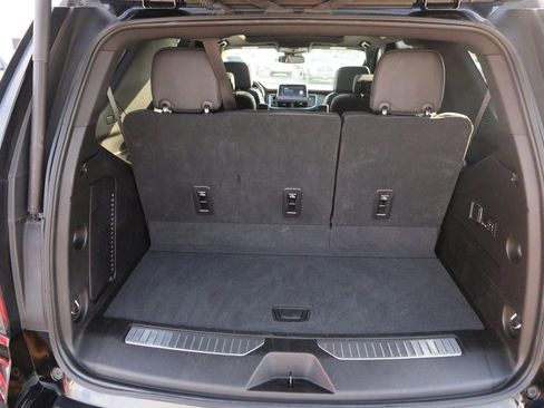 Used 2023 Chevrolet Tahoe Z71 w/ Z71 Off-Road Package image 7