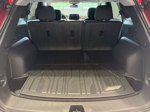 New 2026 Chevrolet Blazer LT w/ Convenience Package FWD image 7