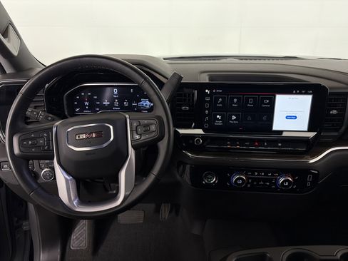 Certified 2024 GMC Sierra 1500 Elevation AWD/4WD image 3