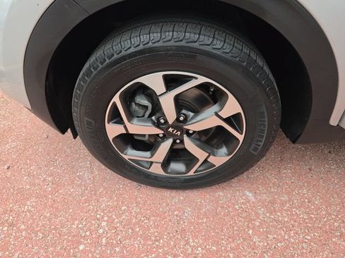 Used 2022 Kia Sportage LX AWD/4WD image 23