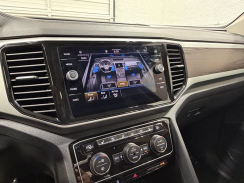 Used 2023 Volkswagen Atlas SE w/ Panoramic Sunroof Package FWD image 51