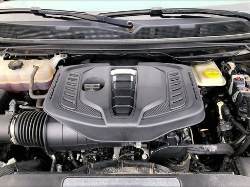 Used 2024 Jeep Wagoneer Series II w/ Flexible Seating Group RWD image 34