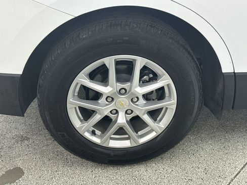 Used 2023 Chevrolet Equinox LT image 36