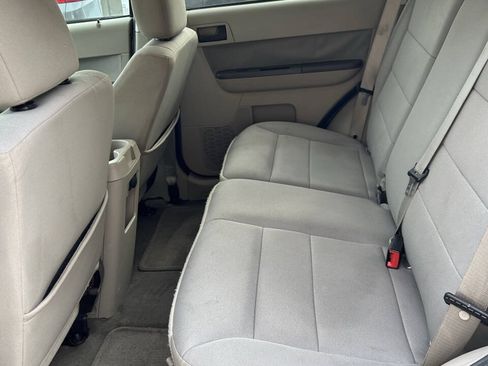 Used 2012 Ford Escape XLT AWD/4WD image 15