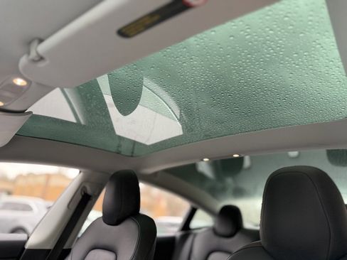 Used 2020 Tesla Model 3 Standard Range Plus image 50