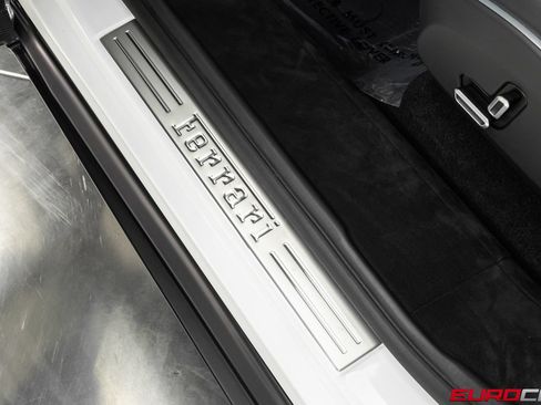 Used 2025 Ferrari Purosangue AWD/4WD image 52