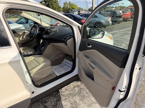 Used 2014 Ford Escape Titanium AWD/4WD image 13