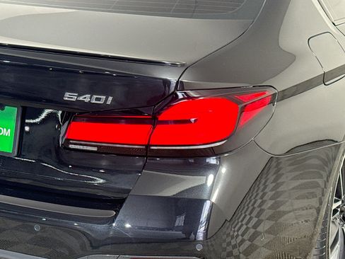 Used 2023 BMW 540i 540i w/ M Sport Package image 32