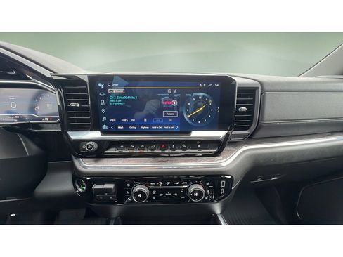 Used 2024 Chevrolet Silverado 1500 LTZ image 17