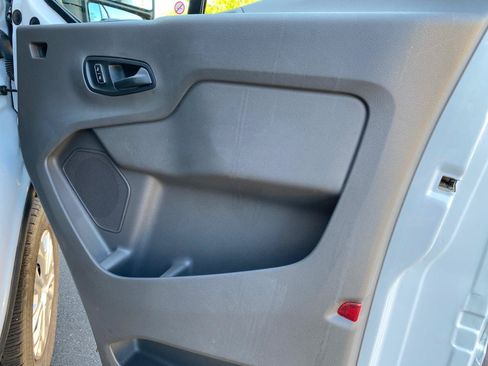 Used 2025 Ford Transit 250 Low Roof w/ Exterior Upgrade Package RWD image 32