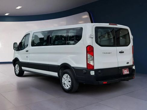 Used 2019 Ford Transit 350 XLT RWD image 2