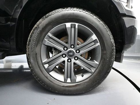 Used 2020 Ford F150 XLT w/ Equipment Group 302A Luxury image 17