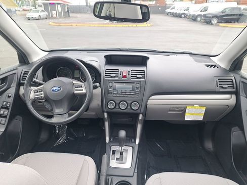 Used 2015 Subaru Forester 2.5i Premium w/ All-Weather Package AWD/4WD image 18
