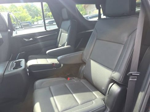 Used 2024 GMC Yukon Denali AWD/4WD image 14