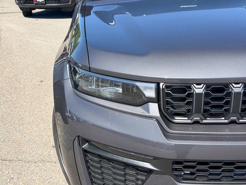 New 2026 Jeep Grand Cherokee L Limited AWD/4WD image 5