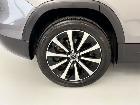Used 2021 Mercedes-Benz GLB 250 image 33