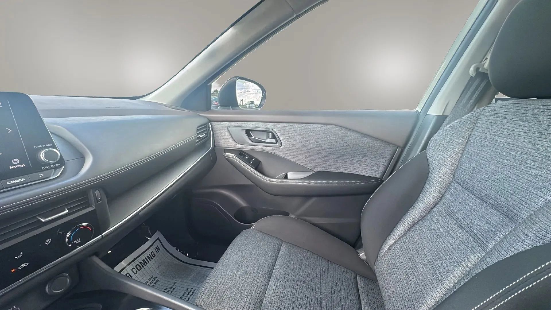 Used 2021 Nissan Rogue S FWD image 21