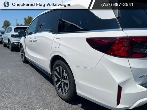 Used 2025 Honda Odyssey EX-L image 8